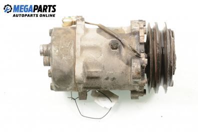Компресор климатик за Volkswagen Passat Sedan B3, B4 (02.1988 - 12.1997) 2.0, 115 к.с.