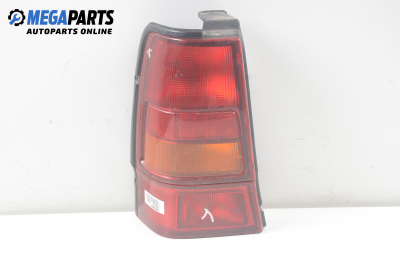 Стоп за Mazda 626 III Station Wagon (09.1987 - 09.1997), комби, позиция: лява
