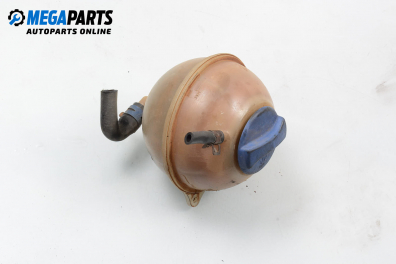 Казанче за антифриз за Volkswagen Passat Variant B3, B4 (02.1988 - 06.1997) 1.8, 90 к.с.