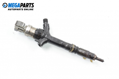 Дюза дизел за Toyota Avensis Station Wagon I (09.1997 - 02.2003) 2.0 D-4D (CDT220), 110 к.с., № Denso 23670-27030