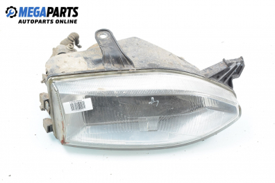 Фар за Fiat Palio Weekend (04.1996 - 04.2012), комби, позиция: дясна