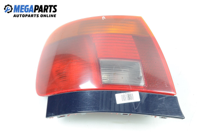 Стоп за Audi A4 Sedan B5 (11.1994 - 09.2001), седан, позиция: лява
