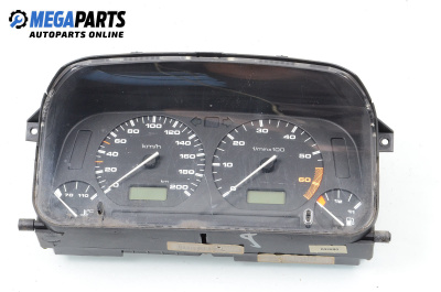 Километраж за Volkswagen Polo Variant (04.1997 - 09.2001) 1.4, 60 к.с., № 6K9 919 033