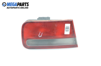Вътрешен стоп за Honda Accord V Sedan (09.1995 - 10.1998), седан, позиция: лява