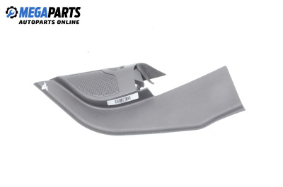 Интериорна пластмаса за Ford Focus II Estate (07.2004 - 09.2012), 4+1 вр., комби, позиция: дясна