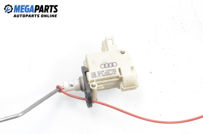 Ключалка за капачката на резервоара за Audi A3 Sportback I (09.2004 - 03.2013), хечбек, № 8P4 862 153