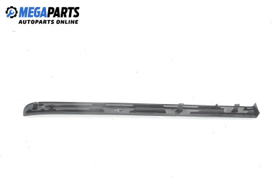 Интериорна лайсна за Volkswagen Touran Minivan I (02.2003 - 05.2010), 4+1 вр., миниван