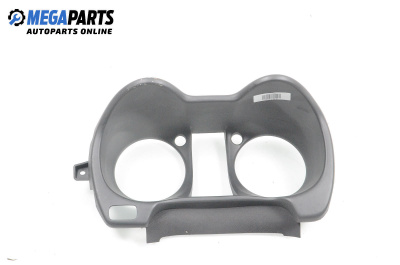 Интериорна пластмаса километраж за Mitsubishi Outlander I SUV (03.2001 - 12.2006), 4+1 вр., джип