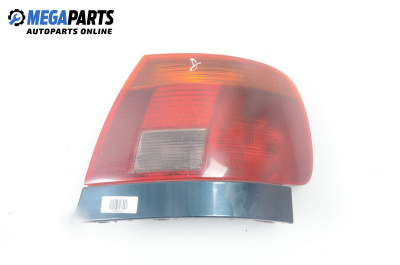 Стоп за Audi A4 Sedan B5 (11.1994 - 09.2001), седан, позиция: дясна
