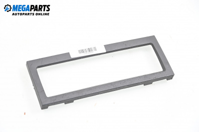 Интериорна пластмаса за Volkswagen Golf IV Hatchback (08.1997 - 06.2005), 4+1 вр., хечбек, позиция: предна