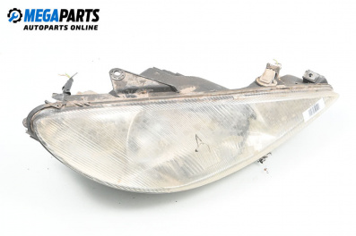 Фар за Peugeot 206 Hatchback (08.1998 - 12.2012), хечбек, позиция: дясна