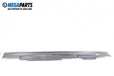 Праг за BMW 1 Series E87 (11.2003 - 01.2013), 4+1 вр., хечбек, позиция: дясна