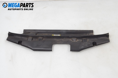 Кора над радиатор за Nissan Primera Traveller III (01.2002 - 06.2007), 4+1 вр., комби