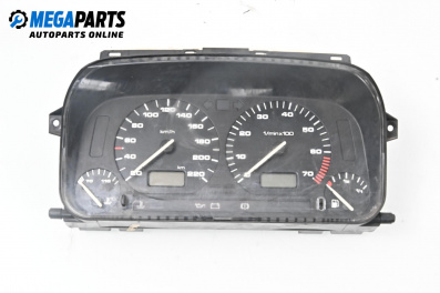 Километраж за Volkswagen Golf III Hatchback (08.1991 - 07.1998) 1.8, 90 к.с.