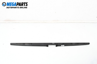 Лайсна заден капак за BMW X5 Series E53 (05.2000 - 12.2006), джип, позиция: задна
