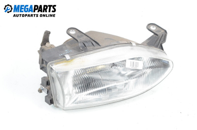 Фар за Fiat Palio Weekend (04.1996 - 04.2012), комби, позиция: дясна