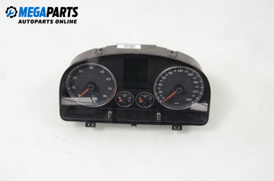 Километраж за Volkswagen Touran Minivan I (02.2003 - 05.2010) 1.4 TSI, 140 к.с.