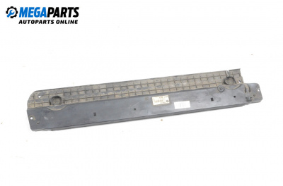 Кора под радиатор за BMW 7 Series E65 (11.2001 - 12.2009), 4+1 вр., седан