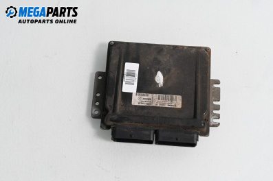 Компютър двигател за Renault Scenic I Minivan (09.1999 - 07.2010) 2.0 16V (JA1B, JA1D), 139 к.с., № S118301104