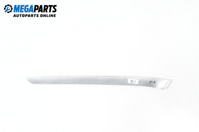 Интериорна лайсна за Audi A4 Avant B7 (11.2004 - 06.2008), 4+1 вр., комби