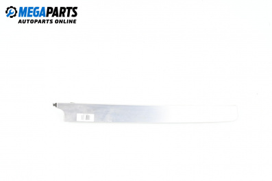 Интериорна лайсна за Volkswagen Passat V Sedan B6 (03.2005 - 12.2010), 4+1 вр., седан