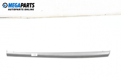 Интериорна лайсна за Opel Vectra C GTS (08.2002 - 01.2009), 4+1 вр., хечбек