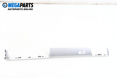 Интериорна пластмаса за Skoda Rapid Spaceback (07.2012 - ...), 4+1 вр., хечбек, позиция: предна