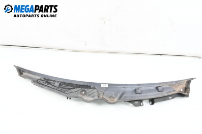 Кора под чистачки за Mercedes-Benz C-Class Sedan (W204) (01.2007 - 01.2014), 4+1 вр., седан