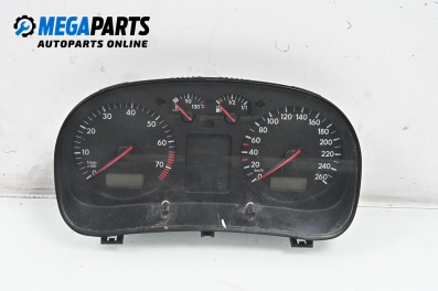 Километраж за Volkswagen Golf IV Hatchback (08.1997 - 06.2005) 1.6 16V, 105 к.с.