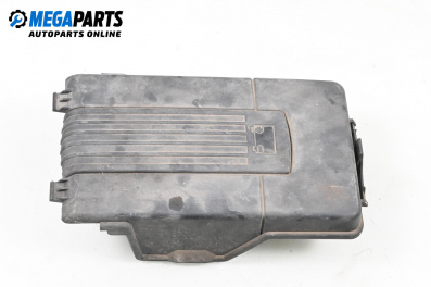 Капак акумулатор за Volkswagen Golf V Hatchback (10.2003 - 02.2009), 4+1 вр., хечбек