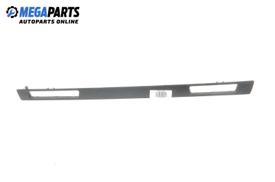 Интериорна лайсна за BMW 3 Series E90 Sedan E90 (01.2005 - 12.2011), 4+1 вр., седан