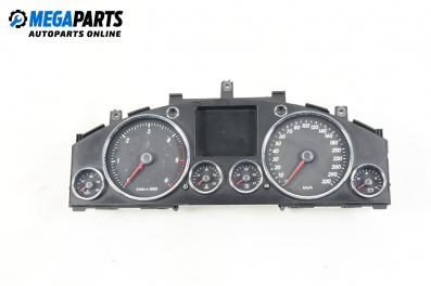 Километраж за Volkswagen Touareg SUV I (10.2002 - 01.2013) 5.0 V10 TDI, 313 к.с.