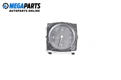Clock for Volkswagen Passat VII Variant B8 (08.2014 - 12.2019)