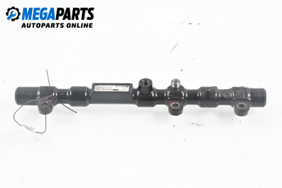 Fuel rail for SsangYong Rexton SUV I (04.2002 - 07.2012) 2.7 Xdi 4x4, 165 hp, № A6650700295