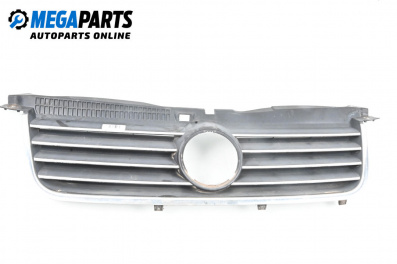Решетка за Volkswagen Passat IV Variant B5.5 (09.2000 - 08.2005), комби, позиция: предна