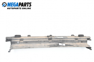 Кора над радиатор за BMW 5 Series E60 Sedan E60 (07.2003 - 03.2010), 4+1 вр., седан, № 7545817