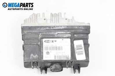 Компютър двигател за Volkswagen Golf III Hatchback (08.1991 - 07.1998) 1.6, 75 к.с., № 032906030R