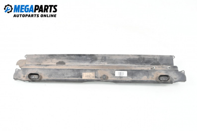Кора над радиатор за BMW 5 Series E60 Touring E61 (06.2004 - 12.2010), 4+1 вр., комби