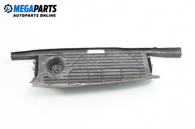 Кора под радиатор за BMW 5 Series E60 Sedan E60 (07.2003 - 03.2010), 4+1 вр., седан