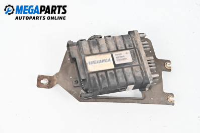 Компютър двигател за Volkswagen Passat II Variant B3, B4 (02.1988 - 06.1997) 1.8, 90 к.с., № 0261200261