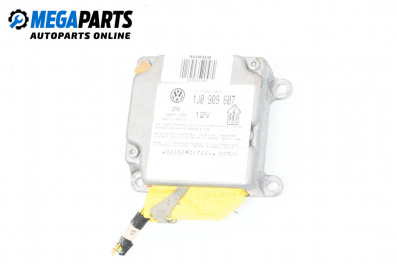 Модул за AIRBAG за Volkswagen Passat III Sedan B5 (08.1996 - 12.2001), № 1J0909607