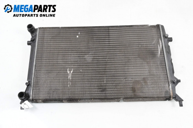 Воден радиатор за Volkswagen Passat V Sedan B6 (03.2005 - 12.2010) 2.0 FSI, 150 к.с.