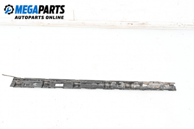 Праг за BMW 5 Series F07 Gran Turismo F07 (10.2009 - 02.2017), 4+1 вр., джип, позиция: дясна