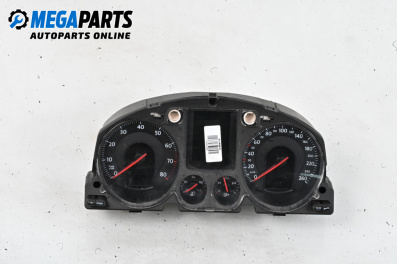 Километраж за Volkswagen Passat V Sedan B6 (03.2005 - 12.2010) 2.0 FSI, 150 к.с.