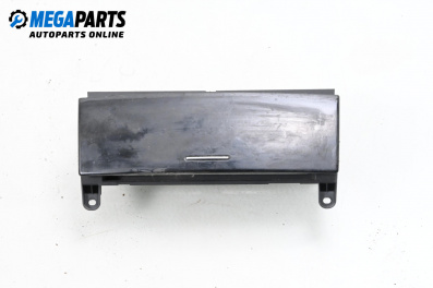 Пепелник за Renault Laguna II Hatchback (03.2001 - 12.2007)