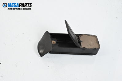 Пепелник за Ford Focus I Hatchback (10.1998 - 12.2007)