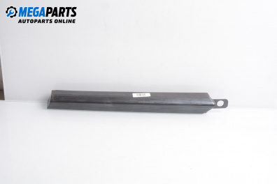 Интериорна лайсна за Opel Astra H Estate (08.2004 - 05.2014), 4+1 вр., комби