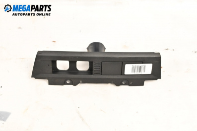 Интериорна пластмаса за Ford Focus II Estate (07.2004 - 09.2012), 4+1 вр., комби, позиция: предна