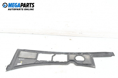 Кора под чистачки за Audi A4 Avant B6 (04.2001 - 12.2004), 4+1 вр., комби
