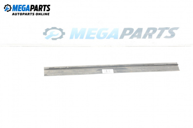 Пластмасова кора за Volkswagen Touran Minivan I (02.2003 - 05.2010), 4+1 вр., миниван